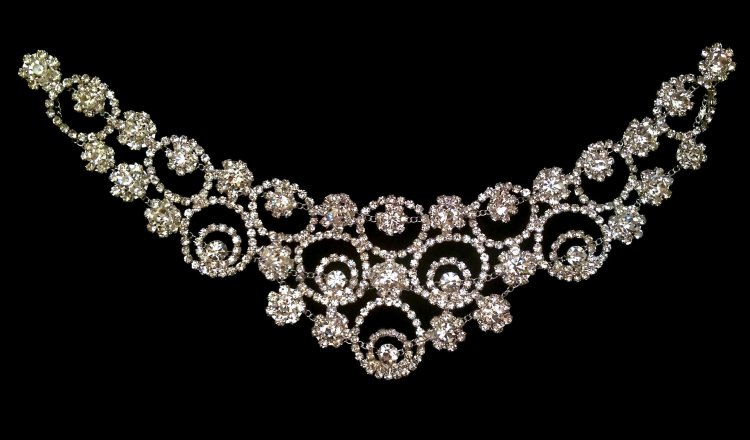 Хрустальный стразовый декор. Воротник из страз. Цвет Сrystal 27х6см. Цена за 1 шт — CRYSTAL SHOP