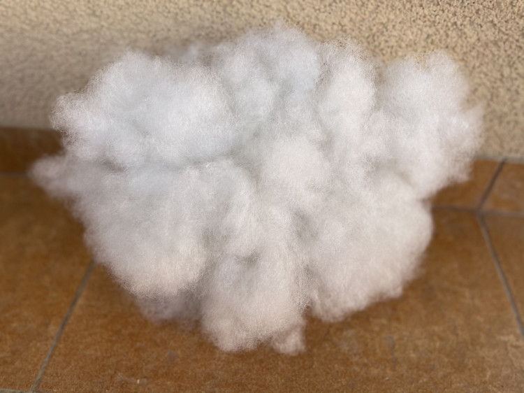 Наполнитель для игрушек и подушек Синтепух белый (Украина) 1 кг — CRYSTAL SHOP