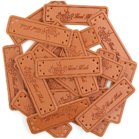 Бирка нашивка кожаная Hand Made цветок роза. Горизонтальная. Коричневая (1 шт) — CRYSTAL SHOP