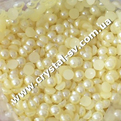 Полужемчуг акрил Светло-желтый (Light Yellow) 4 мм. Цена за 100 шт. — CRYSTAL SHOP