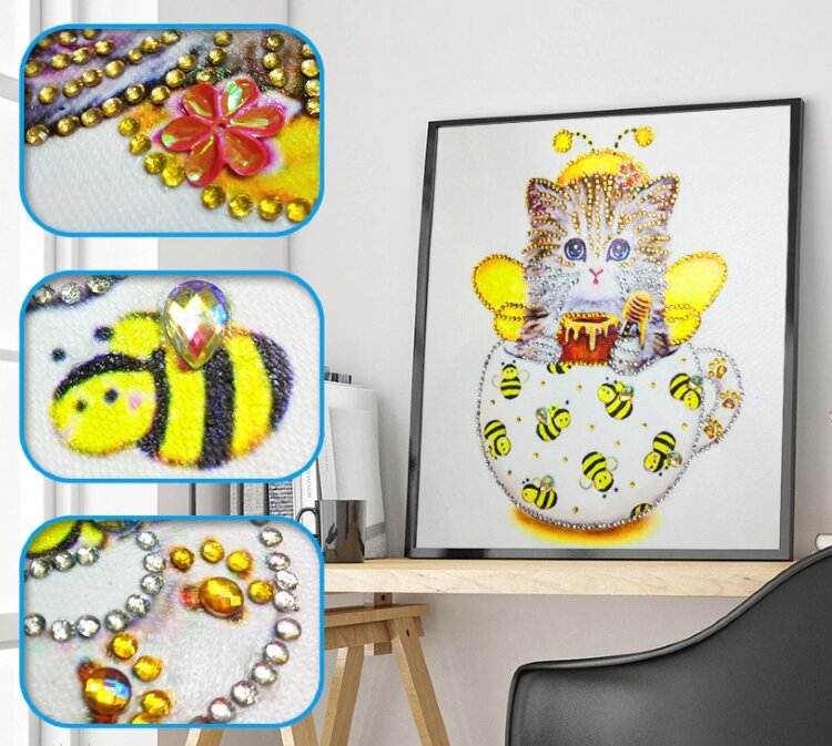 Набор алмазная мозаика специальными стразами Пчела Кот в чашке (30х30) — CRYSTAL SHOP